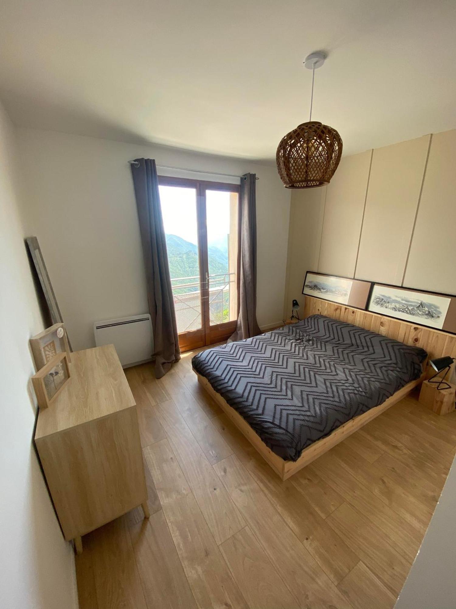Grande Maison Vue Montagne Au Calme Rimplas Zewnętrze zdjęcie